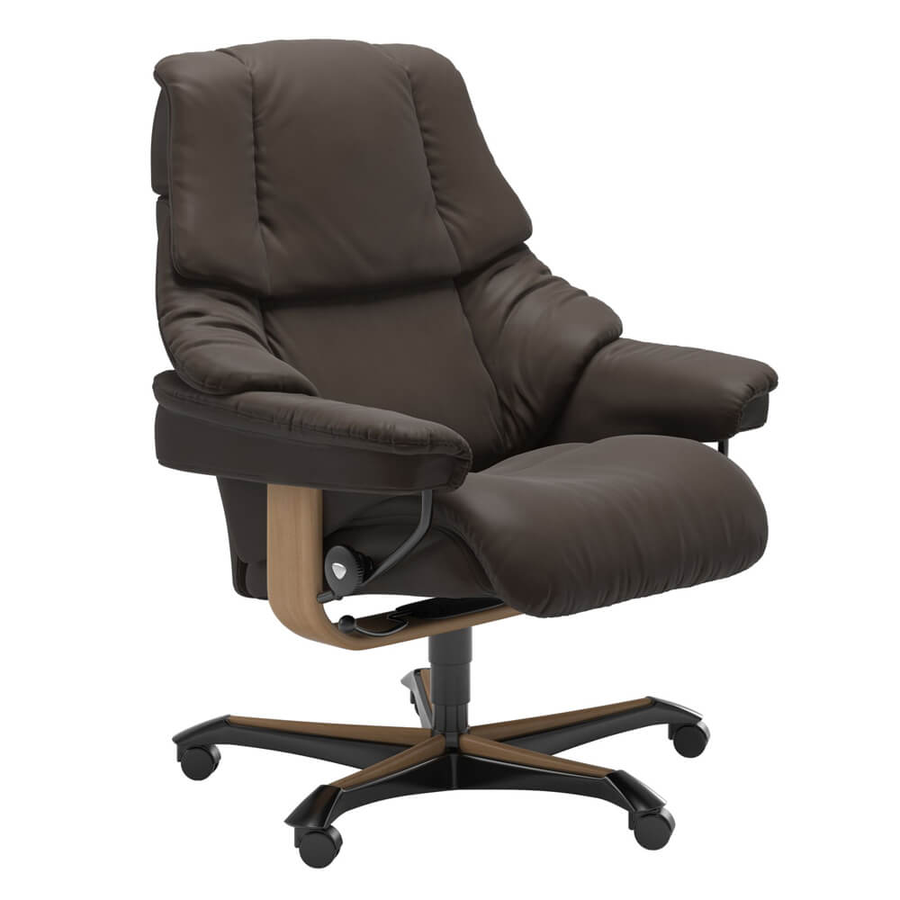 Stressless Home Office Bürostuhl Reno in Leder Batick braun mit Holzelementen Eichefarben und höhenverstellbarer Kopfstütze