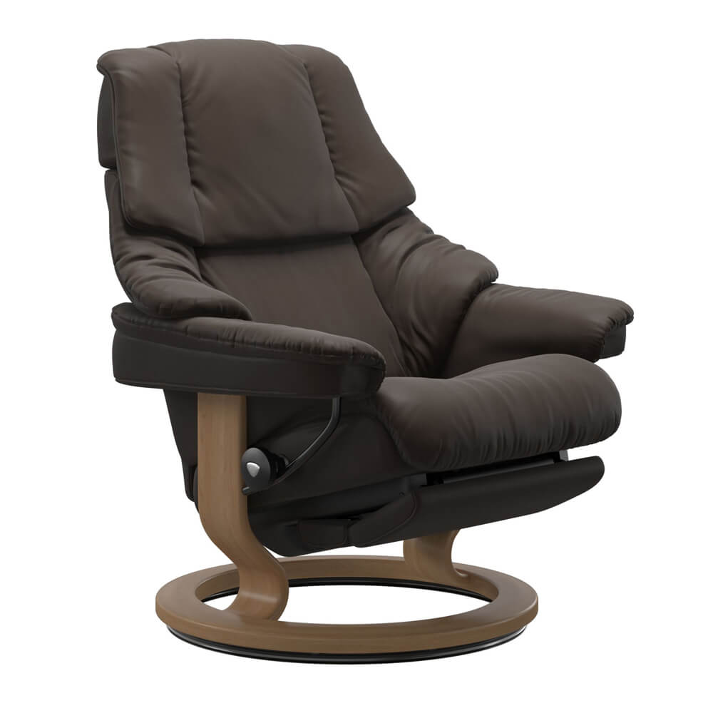 Stressless Sessel Reno Power mit motorischer Verstellung und verstellbarer Kopfstütze, mit Lederbezug Batick Braun und Holzgestell Eichefarben